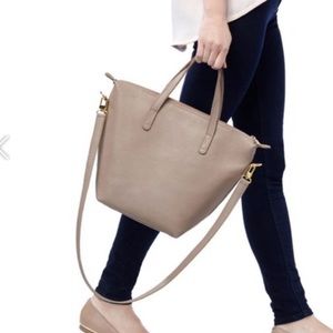 Cuyana Small Carryall Tote